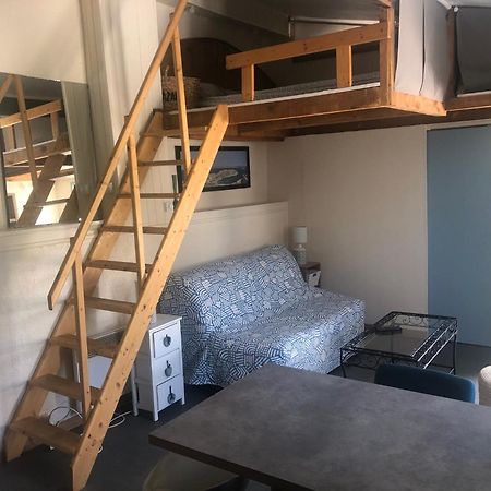 Villa Maisonnette Proche Des Calanques , Les Bruyeres Marseilles Exterior foto